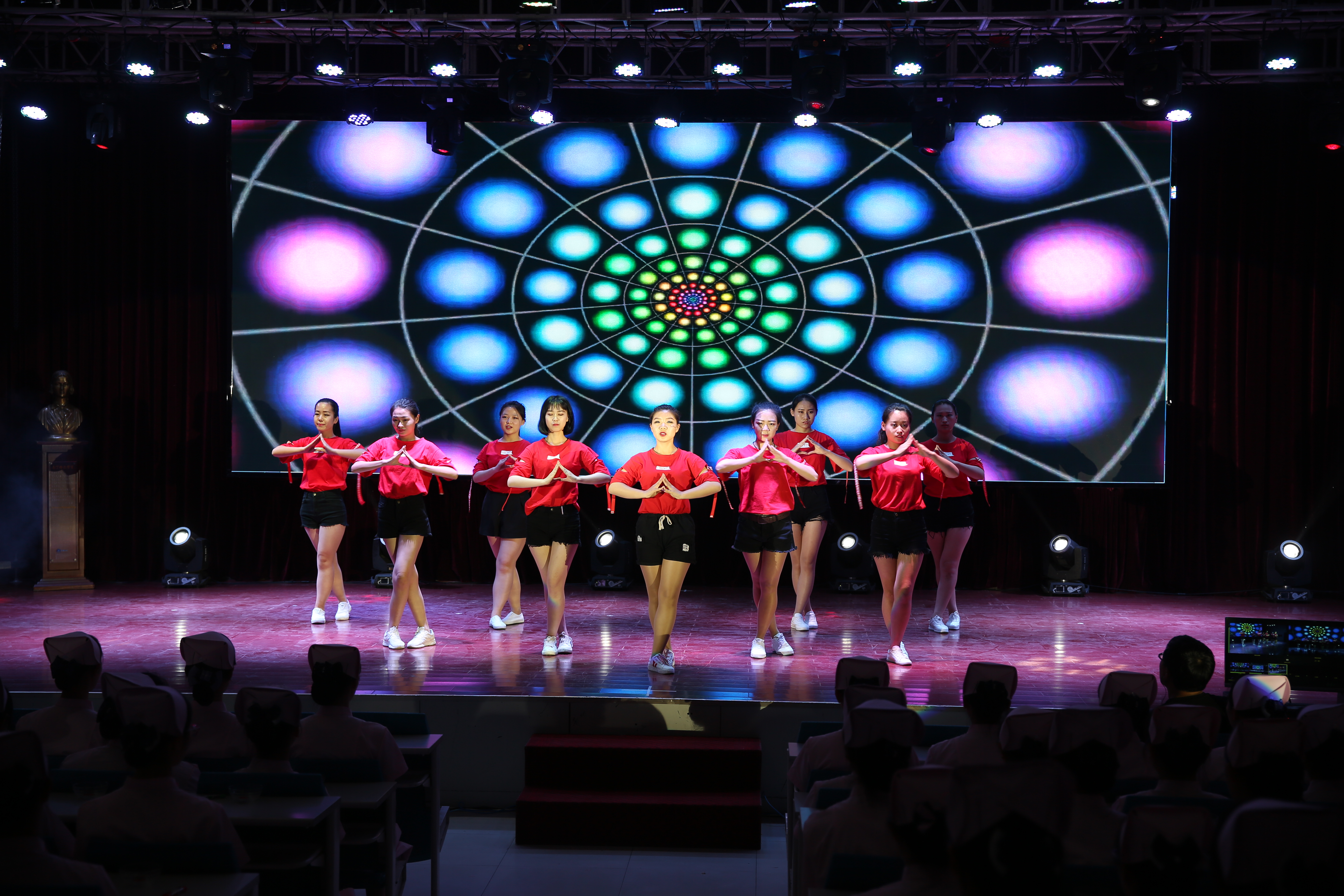 中文字幕无码人妻少妇免费视频