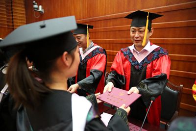 中文字幕无码人妻少妇免费视频